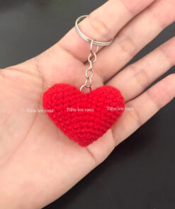 Móc khoá trái tim bằng len handmade